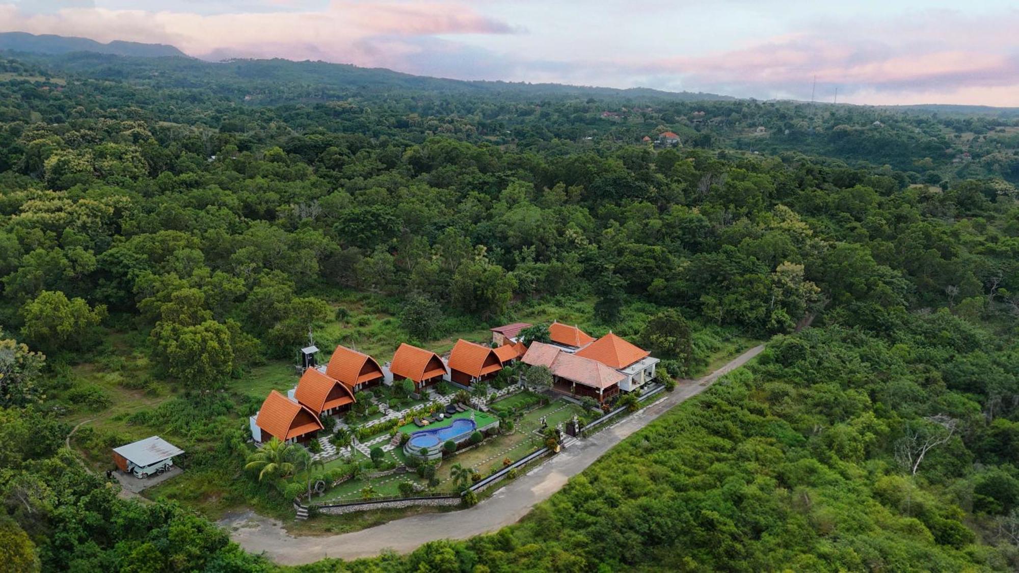 Reynten Hill Batununggul Exterior photo