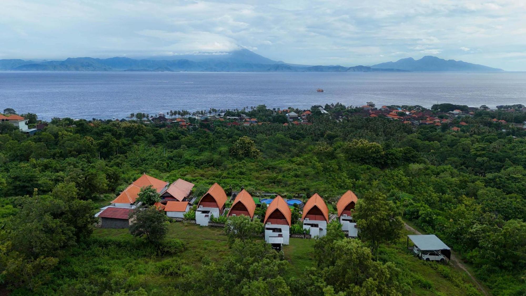 Reynten Hill Batununggul Exterior photo